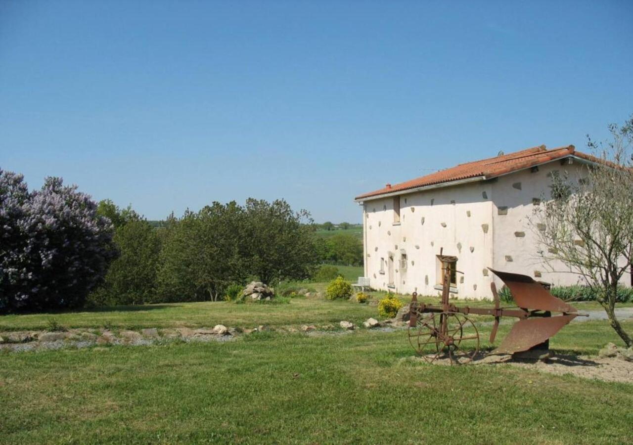 Chambres D Hotes Le Bois Corbeau Tiffauges Dış mekan fotoğraf